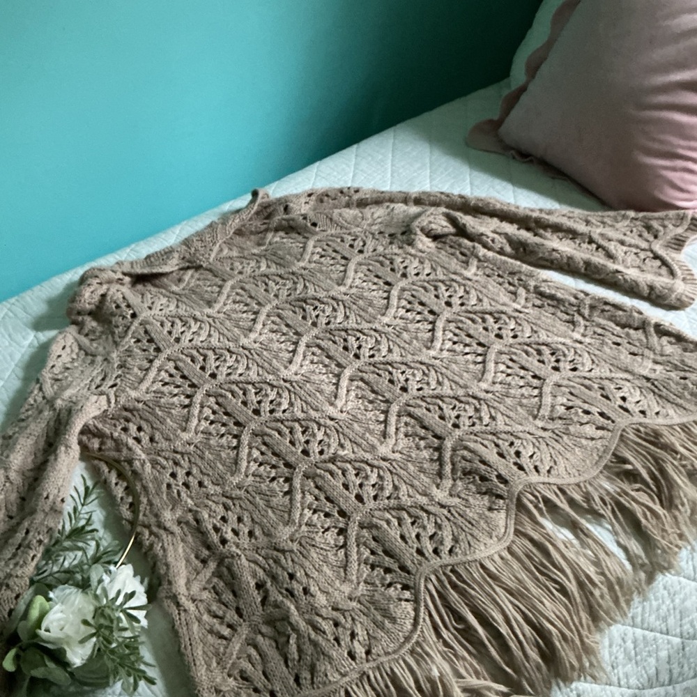 Retro Threads Crochet Sweater - Picture 9 of 11